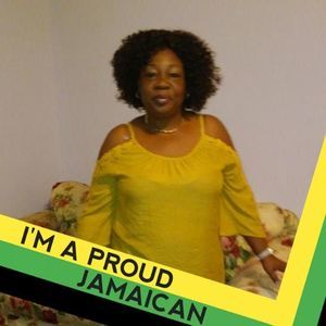 Meet your Posher, Alma